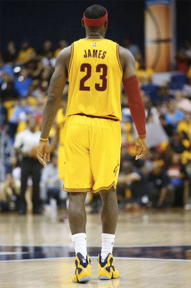 半场战报：尤文2-1卡利亚里，伊尔迪兹双响，弗拉霍维奇伤退（半场尤文2-1卡利亚里：伊尔迪兹梅开二度，弗拉霍维奇因伤离场）